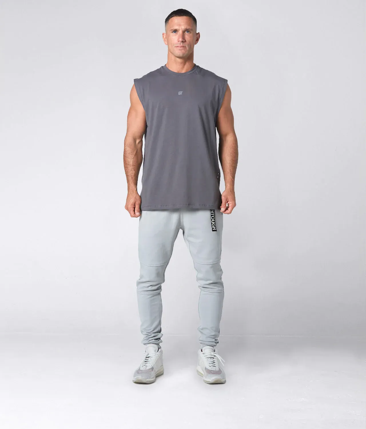2200 . Viscose Fitted Jogger - Grey