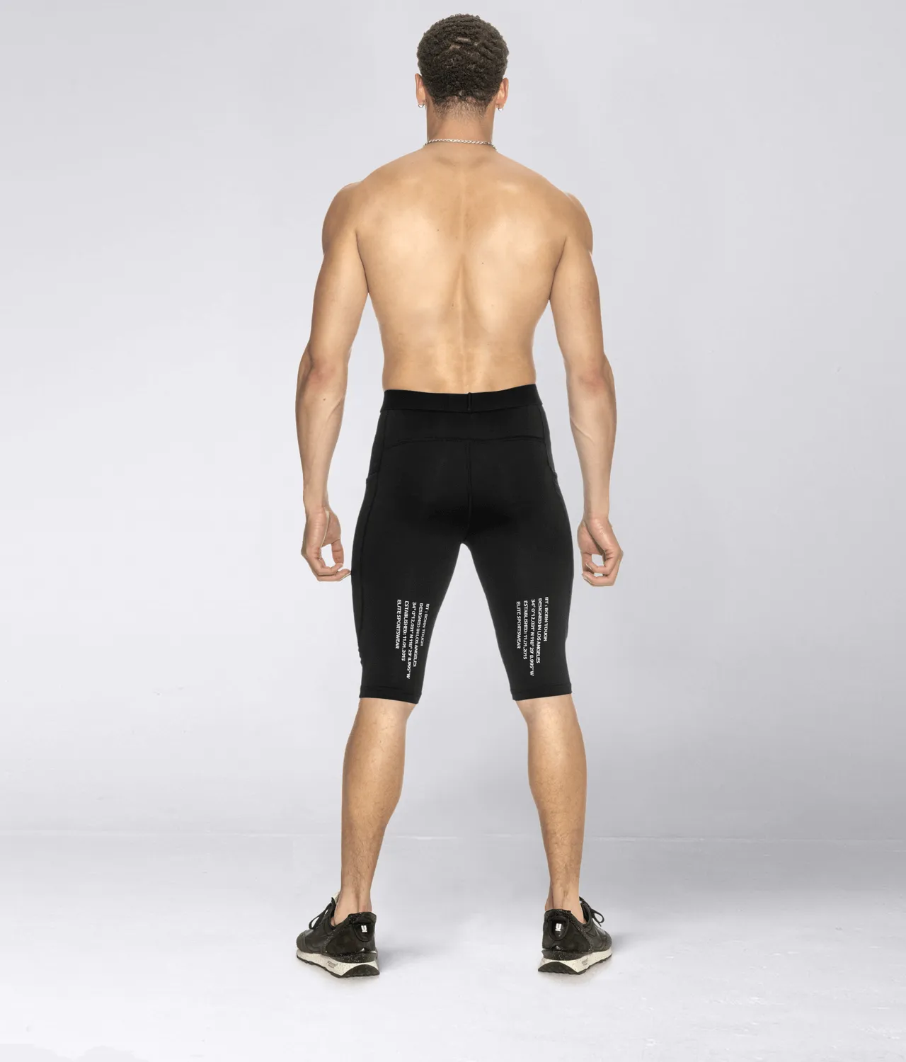 3900 . Compression Regular-Fit Pants - Black