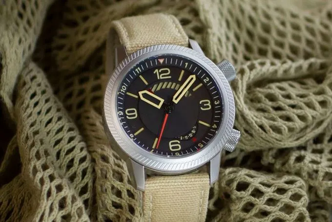 Draken Kalahari Limited&nbsp;Edition (Black&nbsp;Dial,&nbsp;Silver&nbsp;Case)